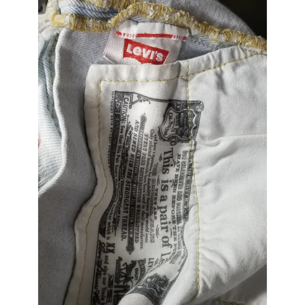 LEVI'S 501 Grunge Wash Button-Fly Cut Off Denim Shorts - Picture 10 of 10